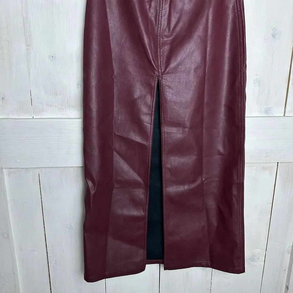 Free People Women's City Slicker Vegan‎ Leather Maxi Skirt Red Wine Size 0 NWT